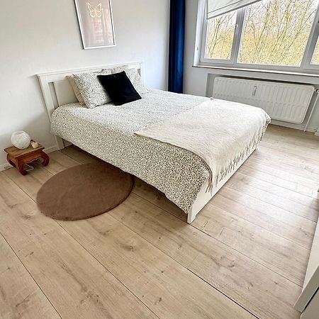 Charming Two Bedroom Flat - Nato - Brussels Exterior photo